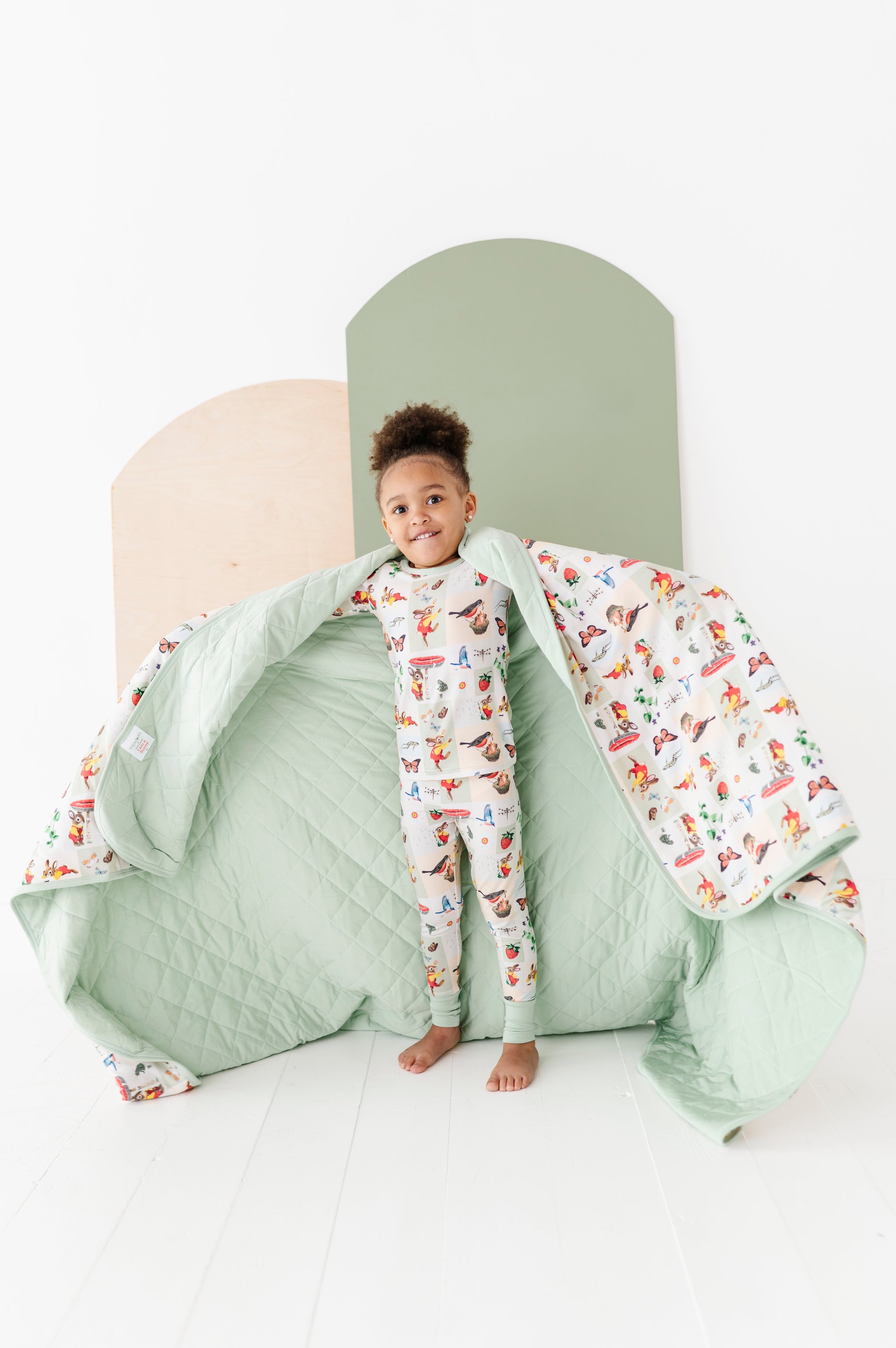 Richard Scarry's I Am A Bunny Sunny Days Two-Piece Pajama Set