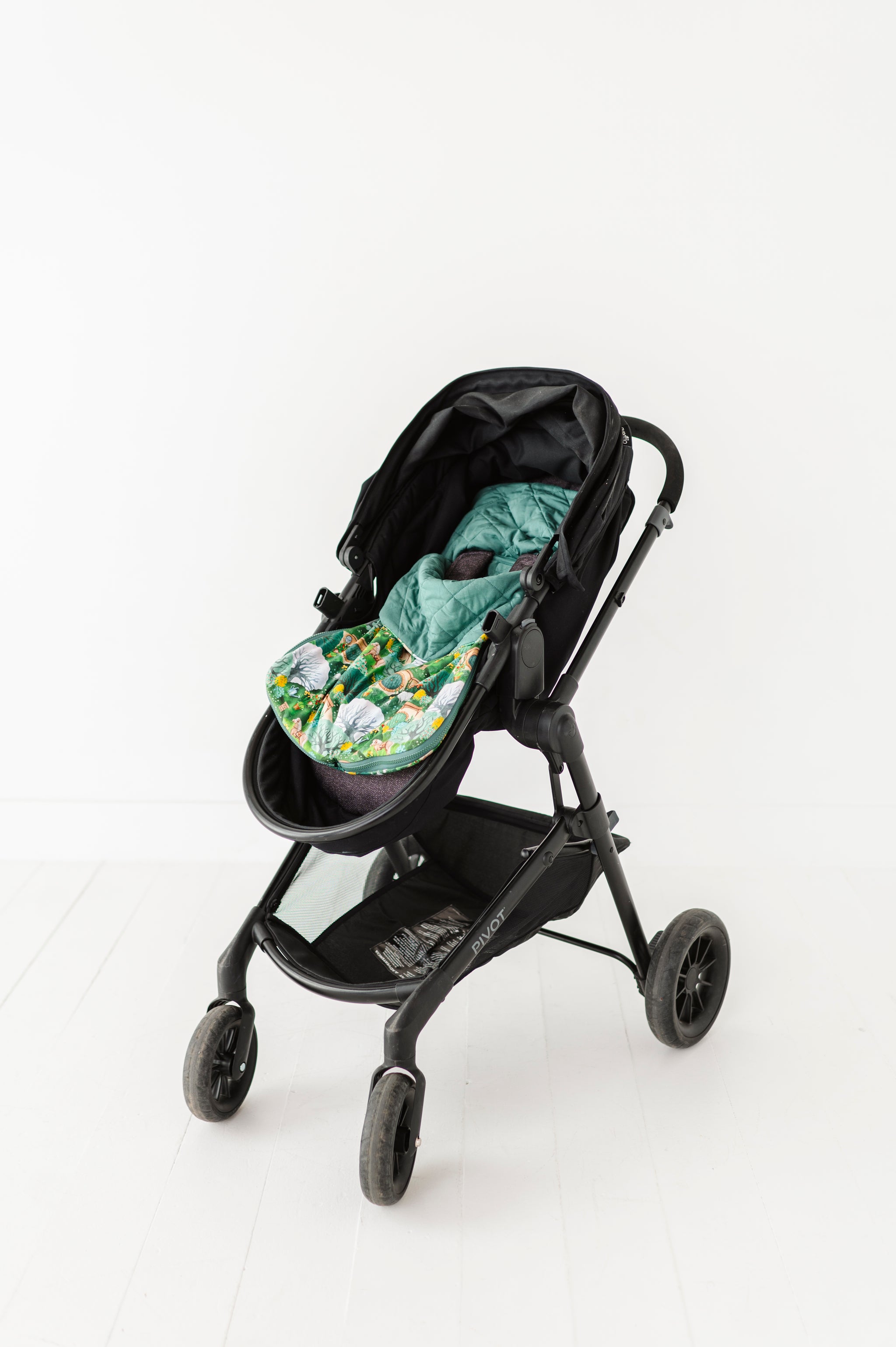 The Shire™ In Bloom Stroller Sack