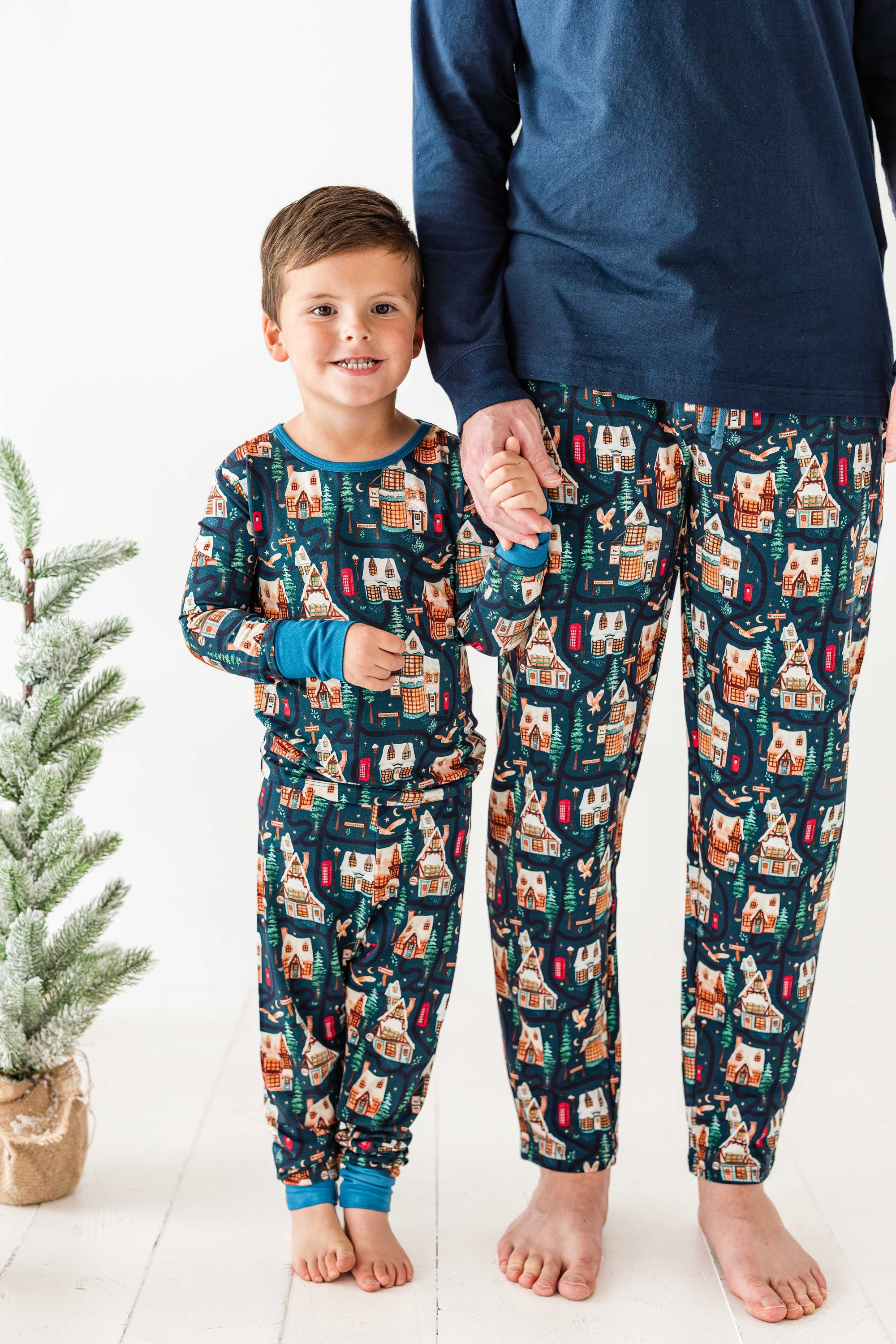 Hogglewash Holidays Two-Piece Pajama Set