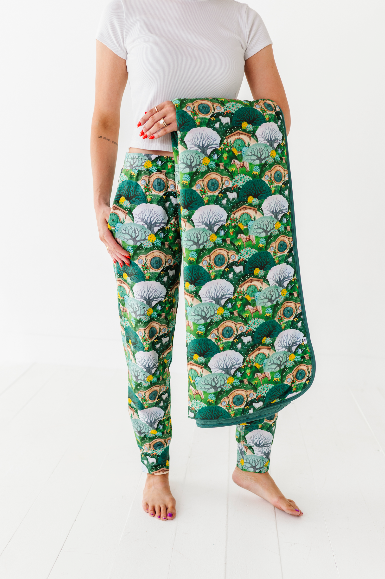 The Shire™ In Bloom Quilted Oversized Blanket