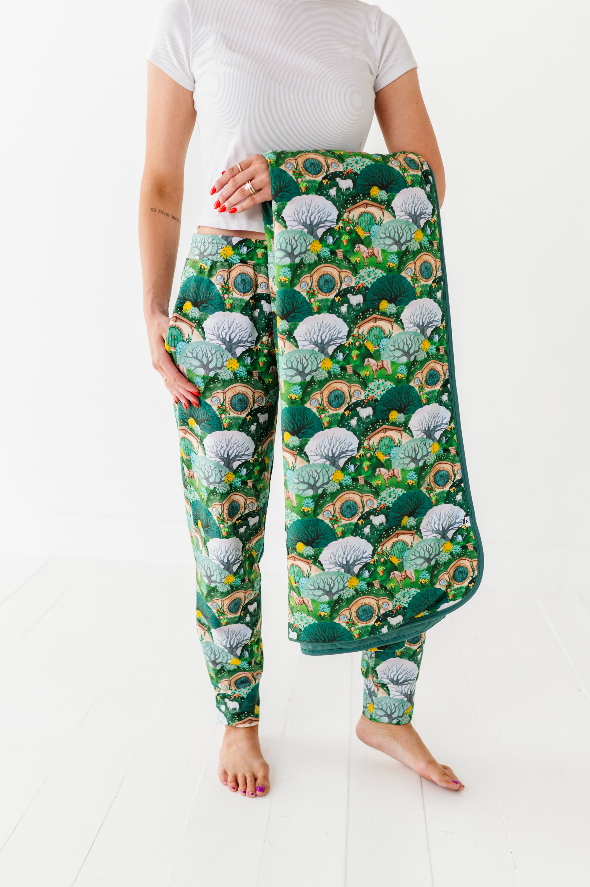 The Shire™ In Bloom Quilted Oversized Blanket
