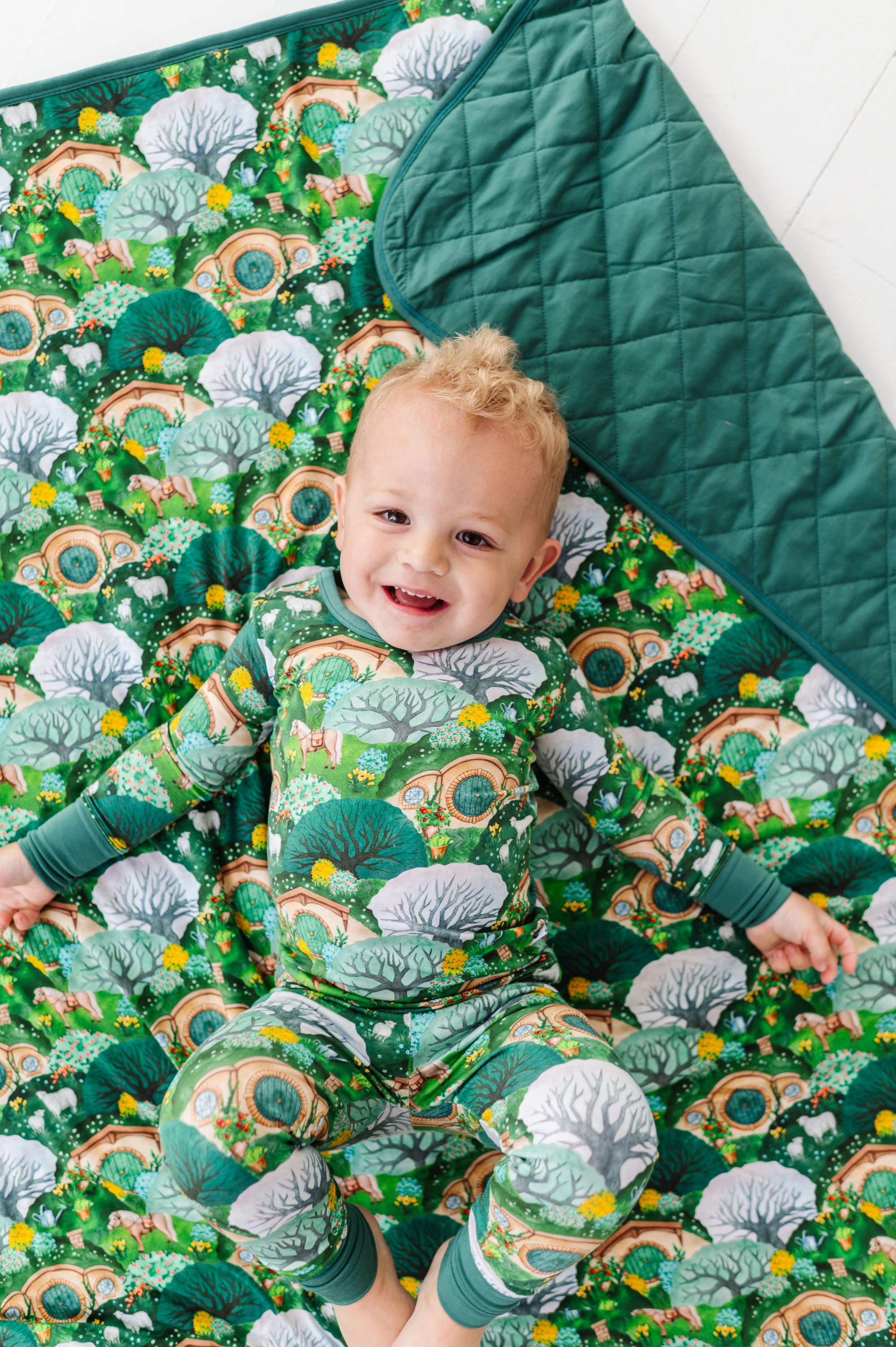 The Shire™ In Bloom Quilted Oversized Blanket