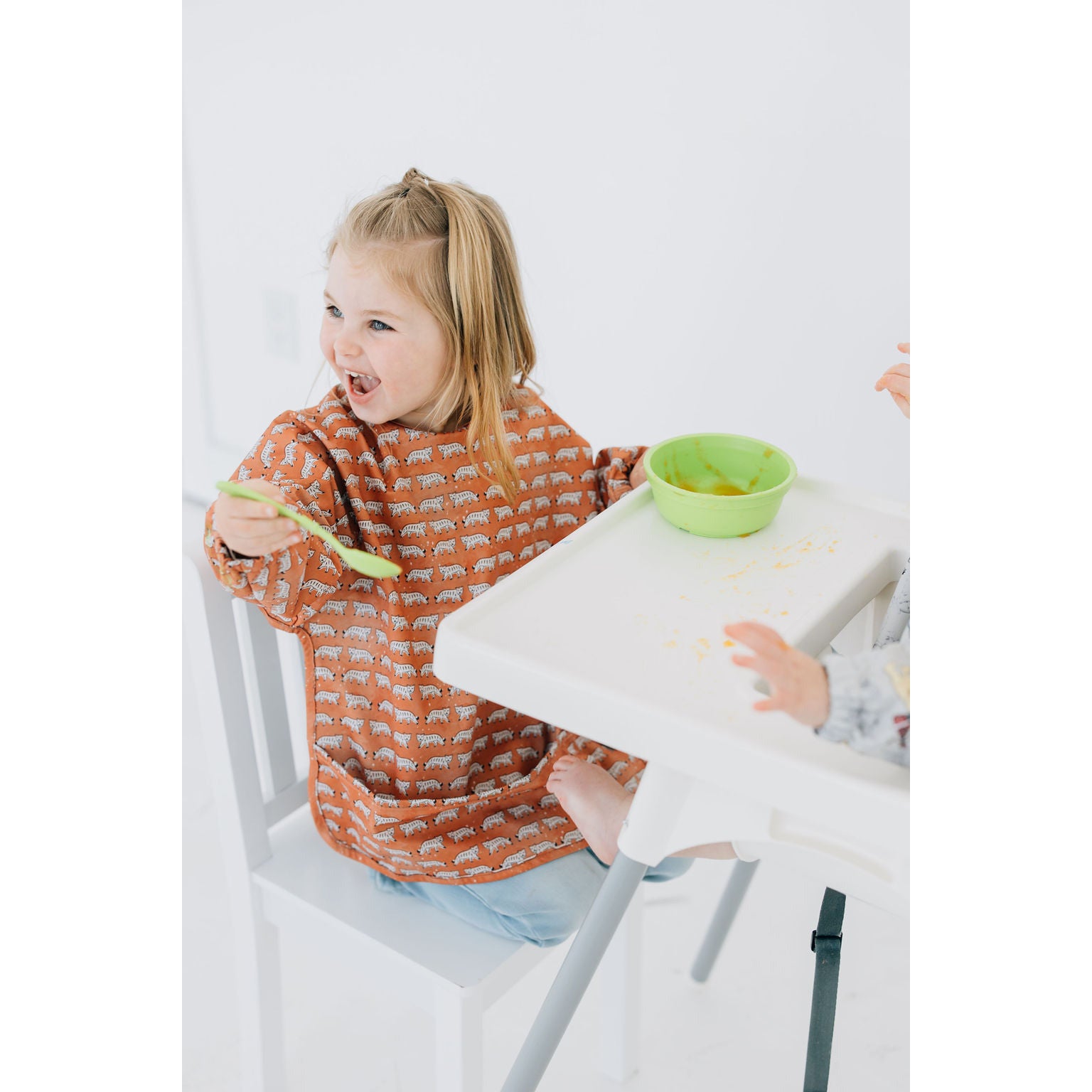 Long Sleeve Recycled Plastic Smock Bib