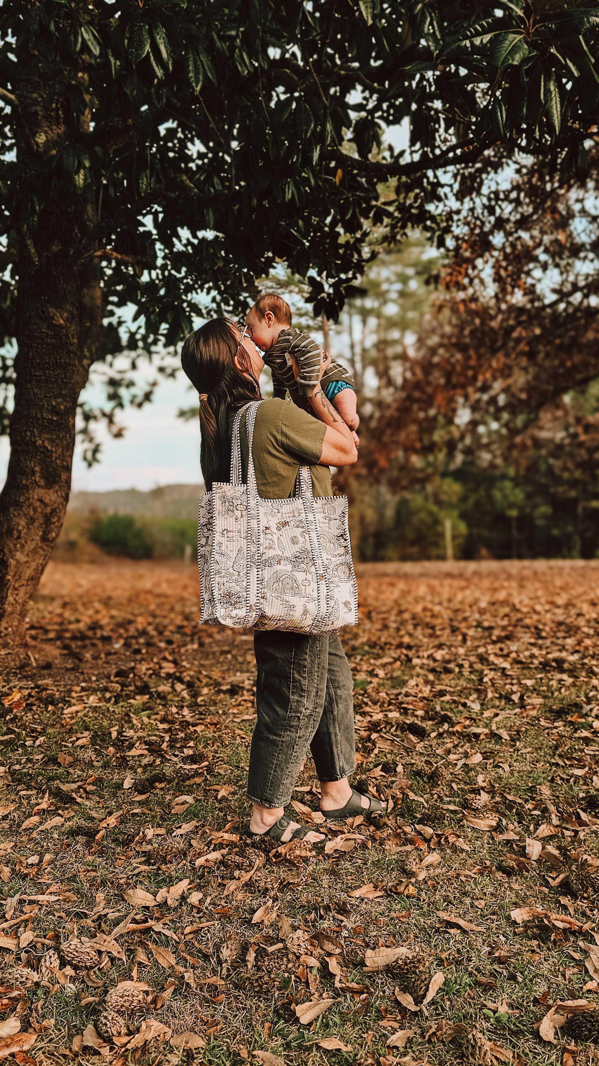Hobbiton™ Toile Quilted Tote