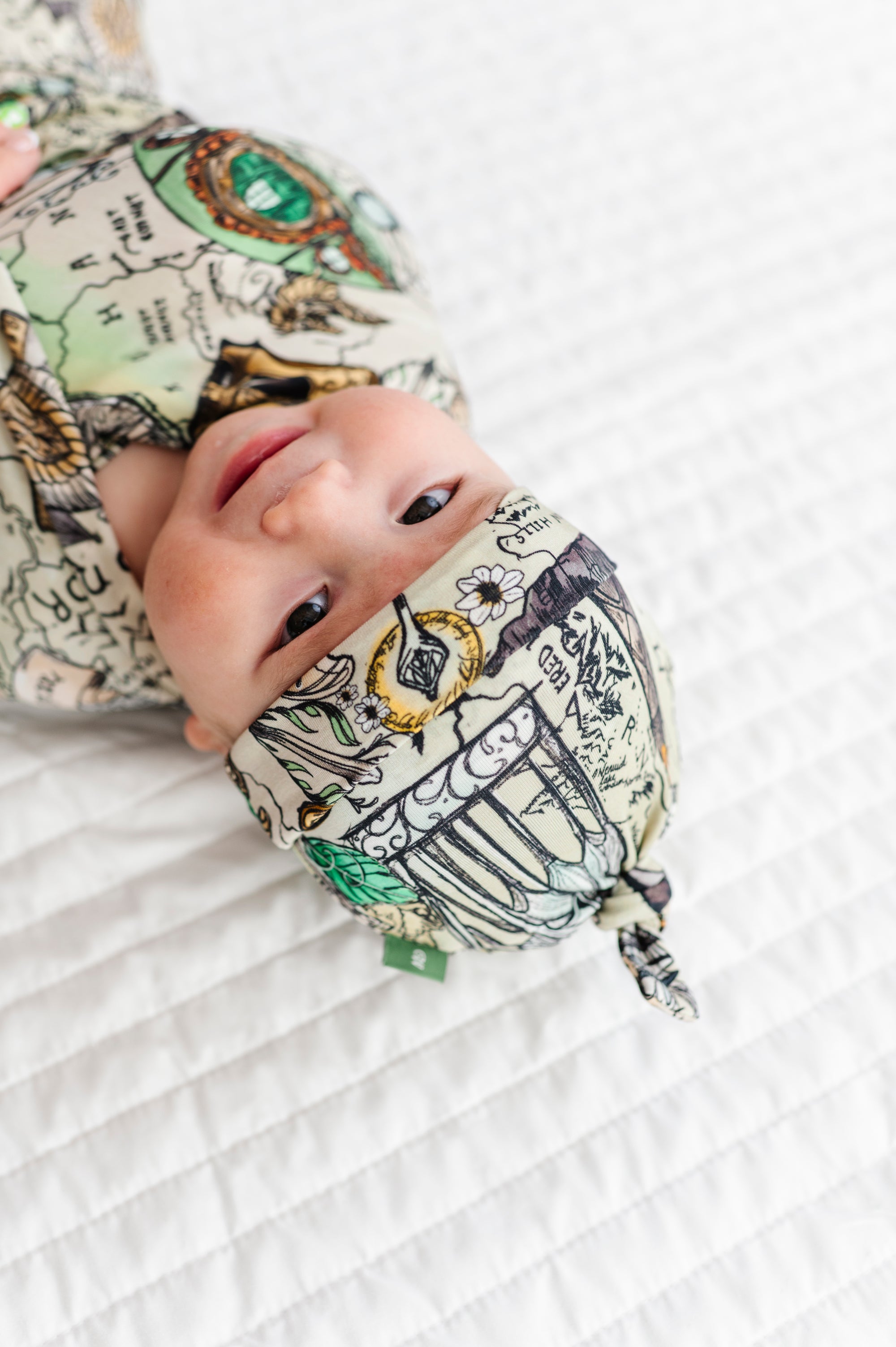 Map of Middle-earth™ Swaddle & Hat Set