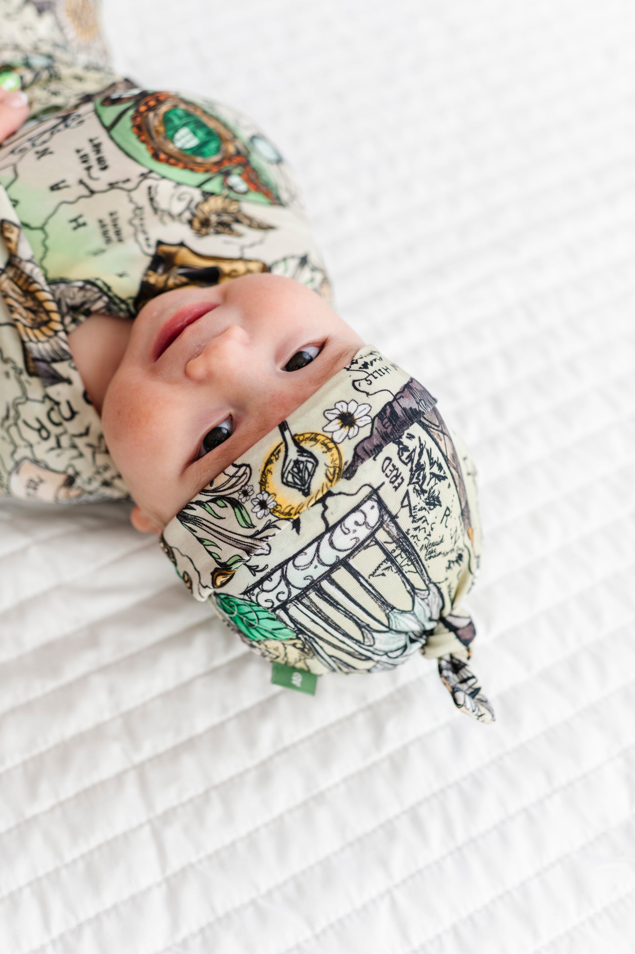 Map of Middle-earth™ Swaddle & Hat Set