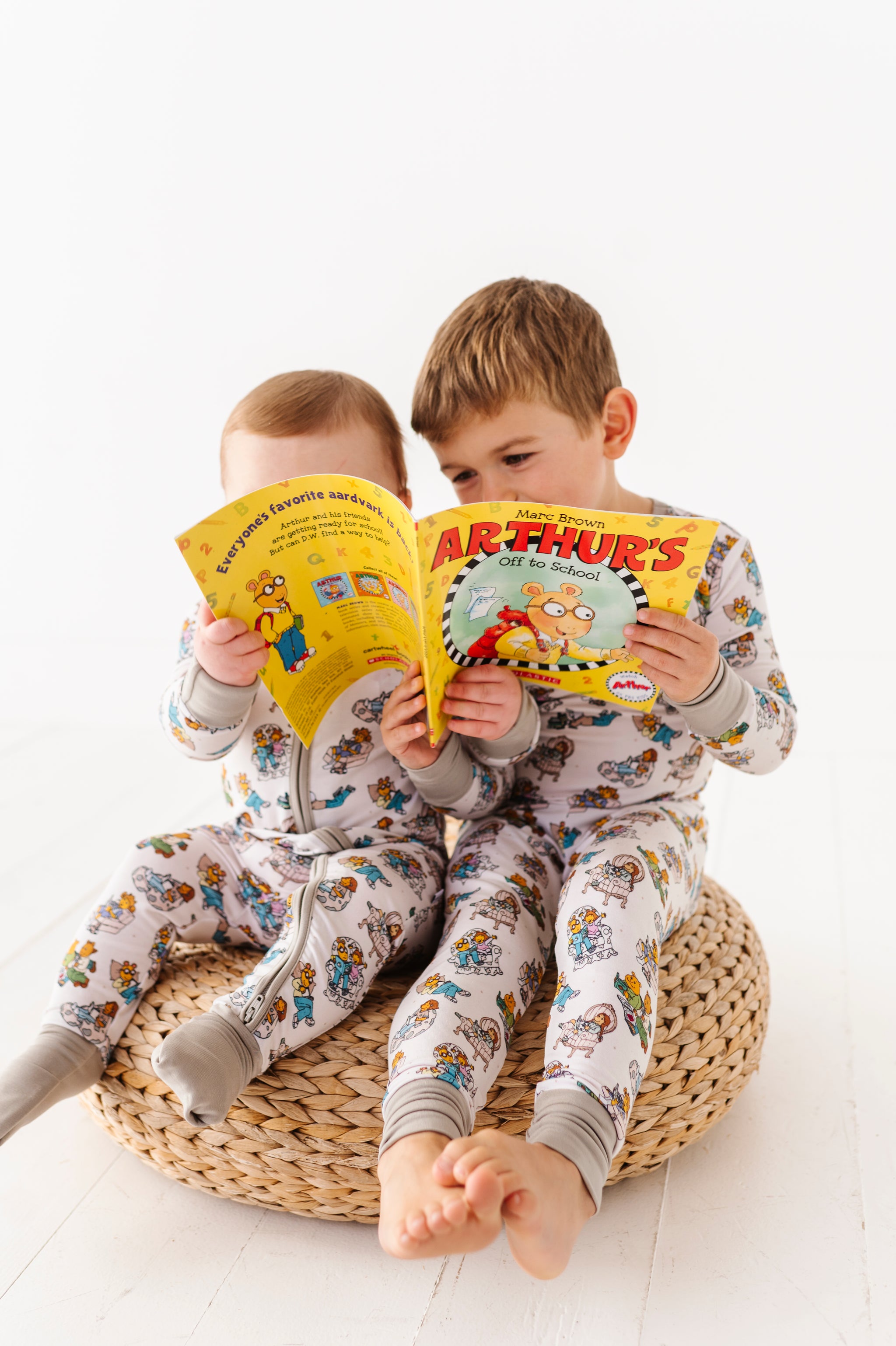 Arthur™ Little Readers Two-Piece Pajama set