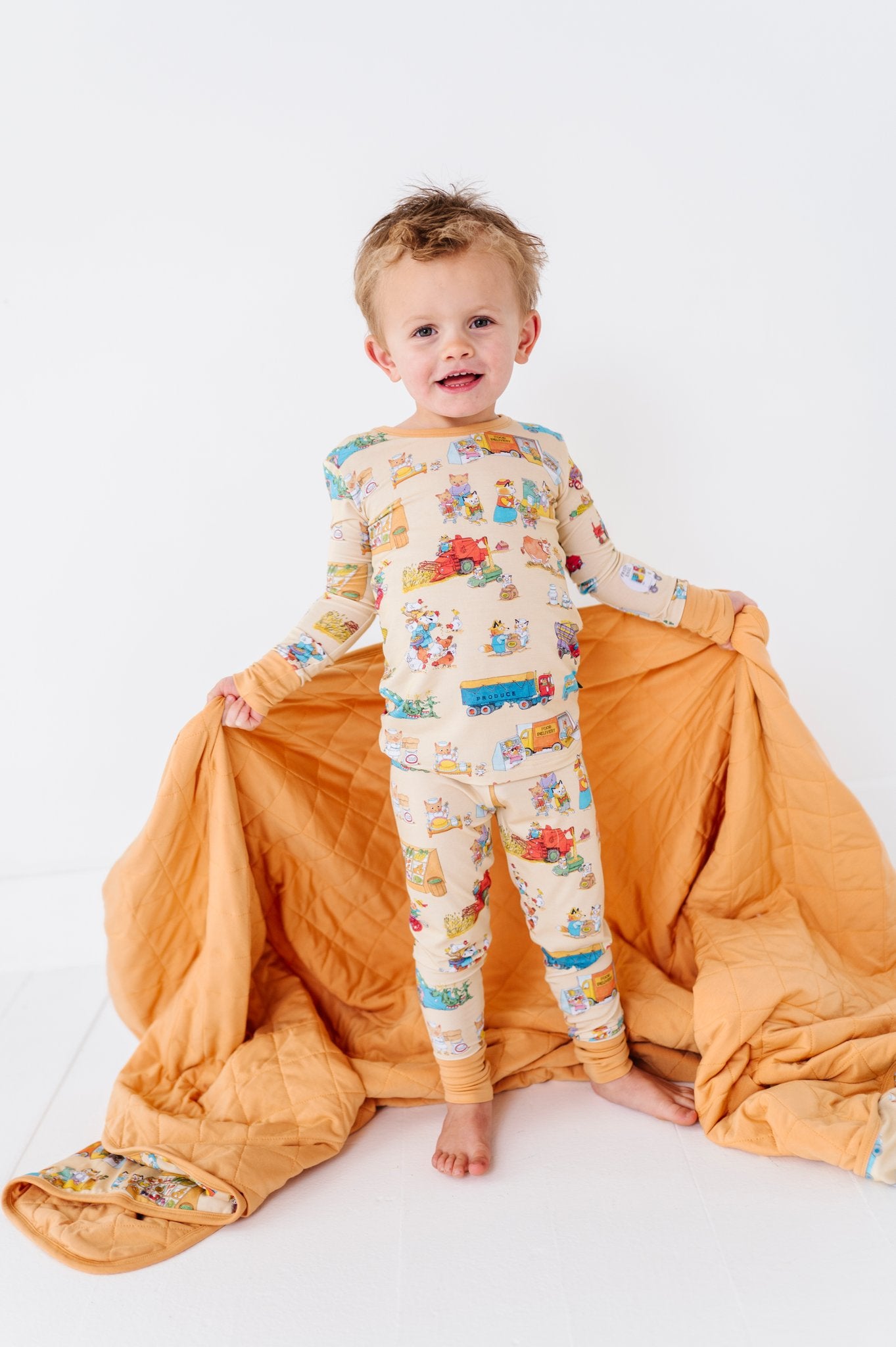 busytown market day quilted blanket 1